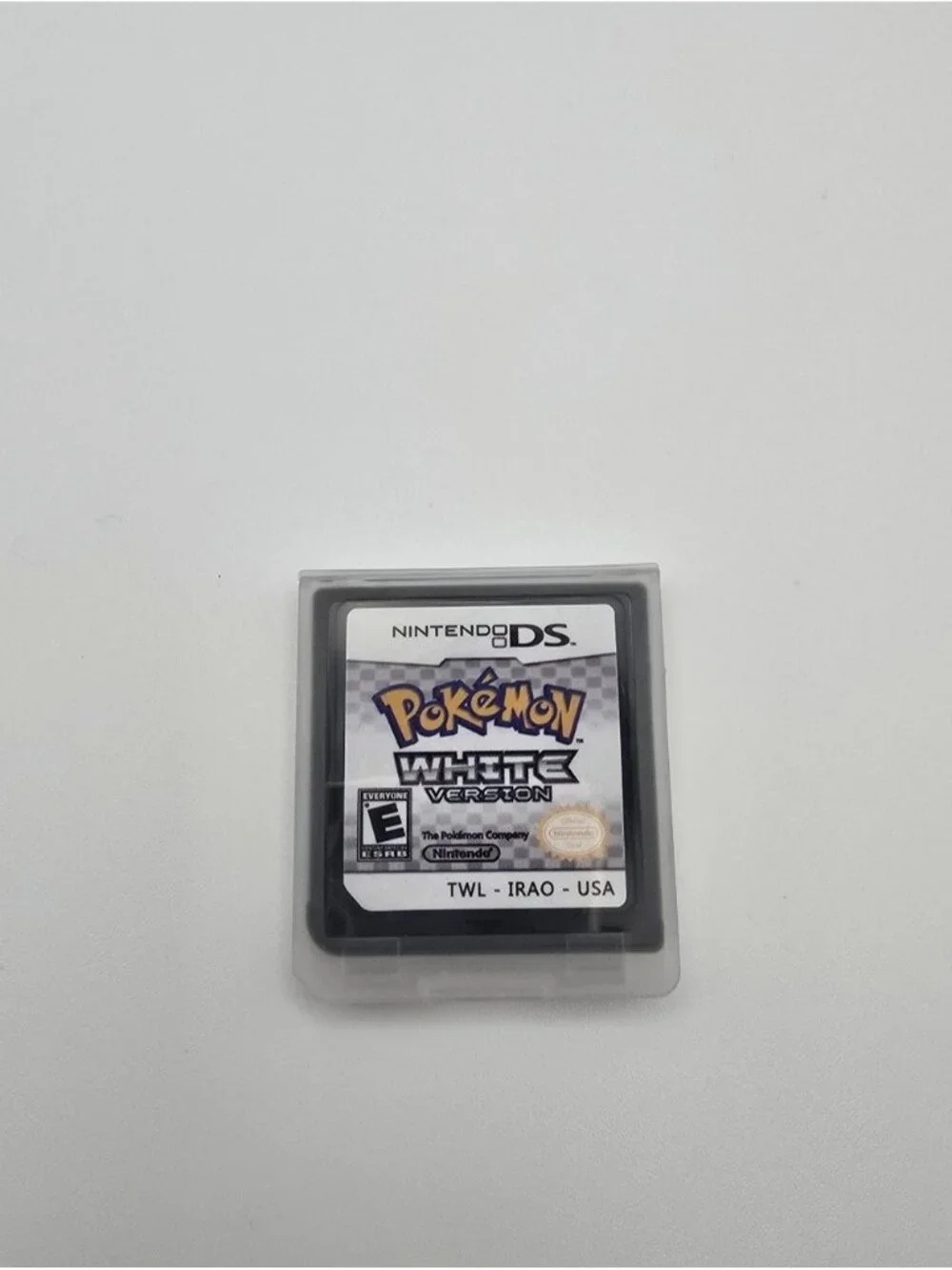 Unbranded pokémon white